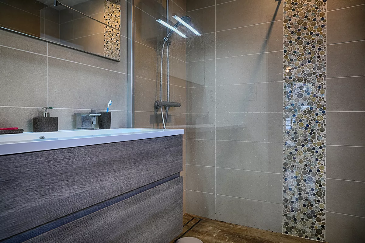 Maison contemporaine - Salle de bain