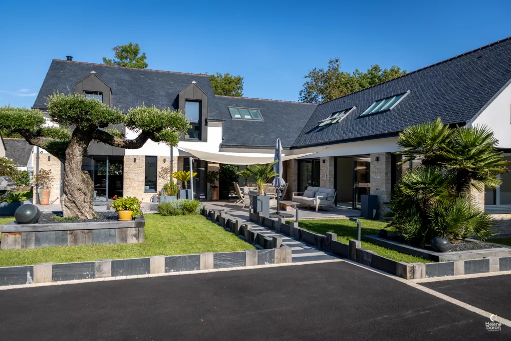 Vue générale maison individuelle BATICONFORT sur la presqu’île de Rhuys