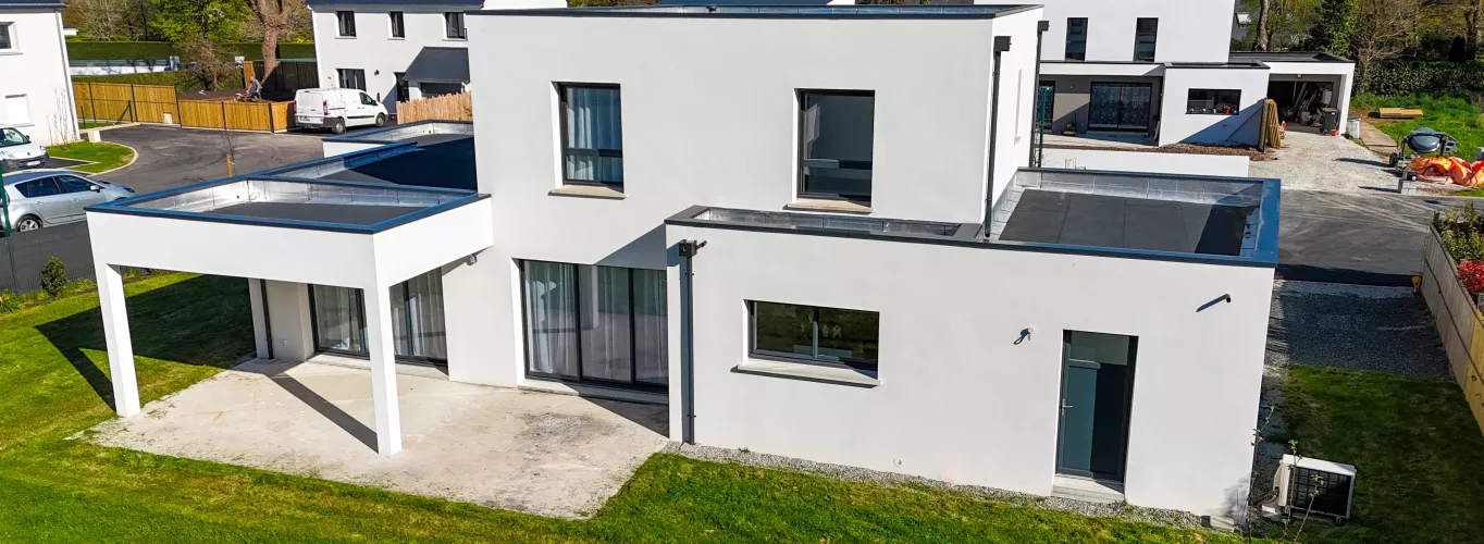 Maison contemporaine avec étage à Surzur