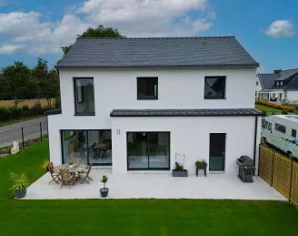 Maison traditionnelle moderne à Plescop 